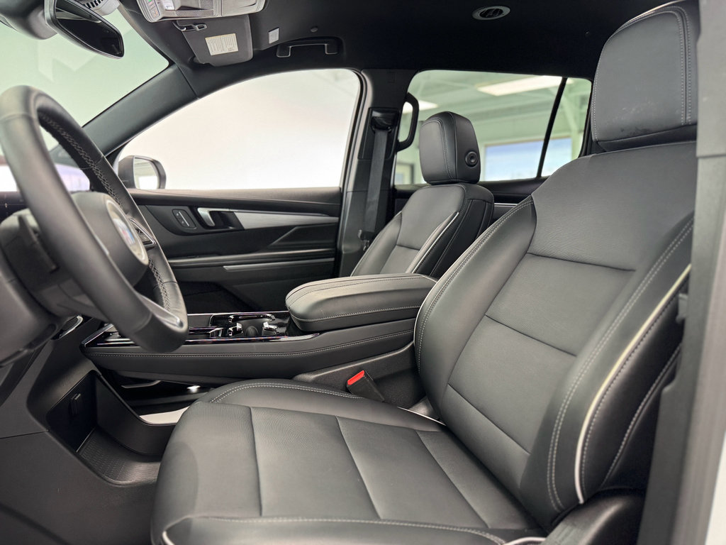 Used 2026 Buick Enclave Preferred image 14