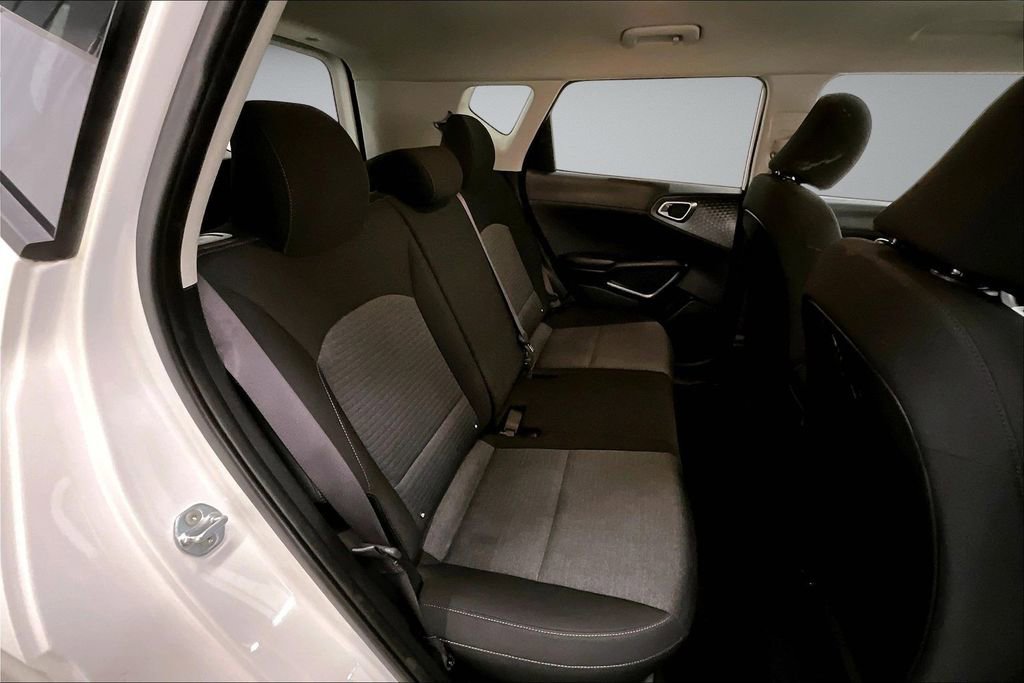 Used 2021 Kia Soul S FWD image 25