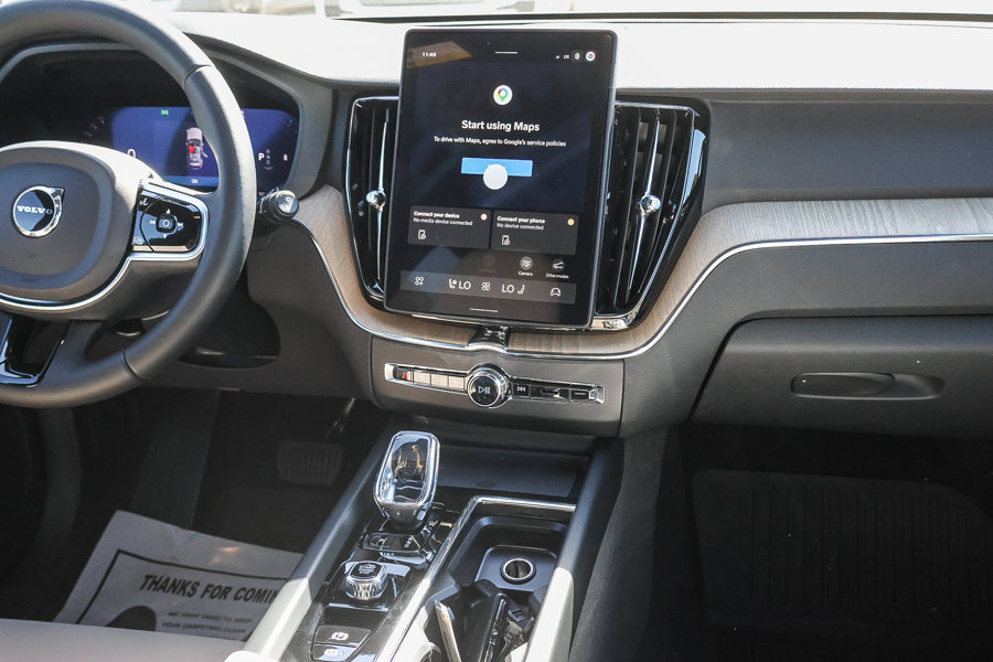 New 2027 Volvo XC60 B5 Plus AWD/4WD image 20