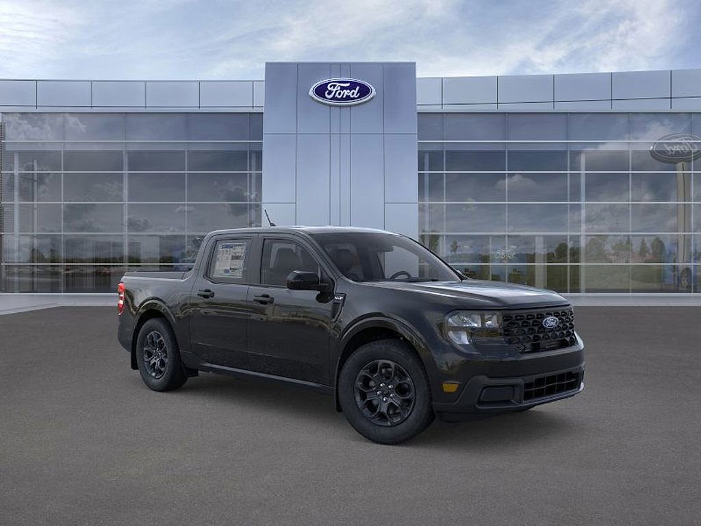 New 2025 Ford Maverick XLT w/ XLT Luxury Package AWD/4WD image 7