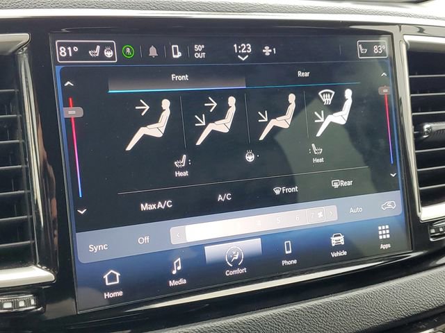 Used 2024 Chrysler Pacifica Touring-L FWD image 19