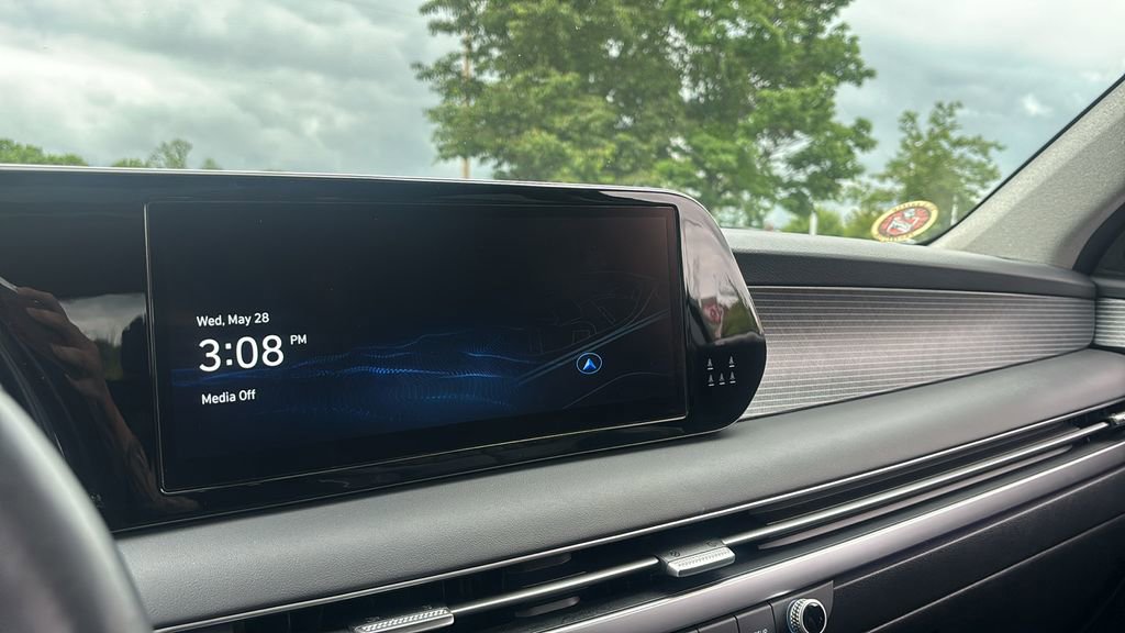 Used 2024 Hyundai Palisade Limited image 19