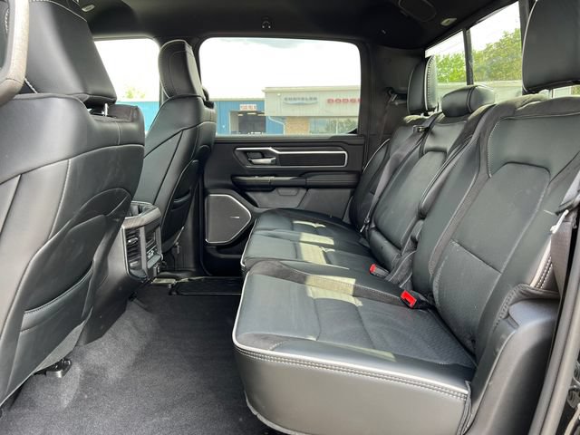 Used 2025 RAM 1500 Laramie w/ Advanced Safety Group II AWD/4WD image 5