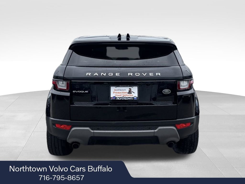 Used 2017 Land Rover Range Rover Evoque SE AWD/4WD image 35