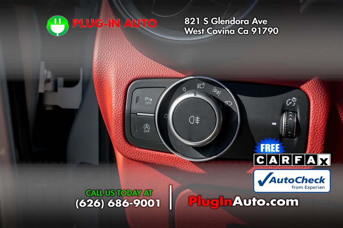 Used 2018 Alfa Romeo Stelvio Ti Sport image 21