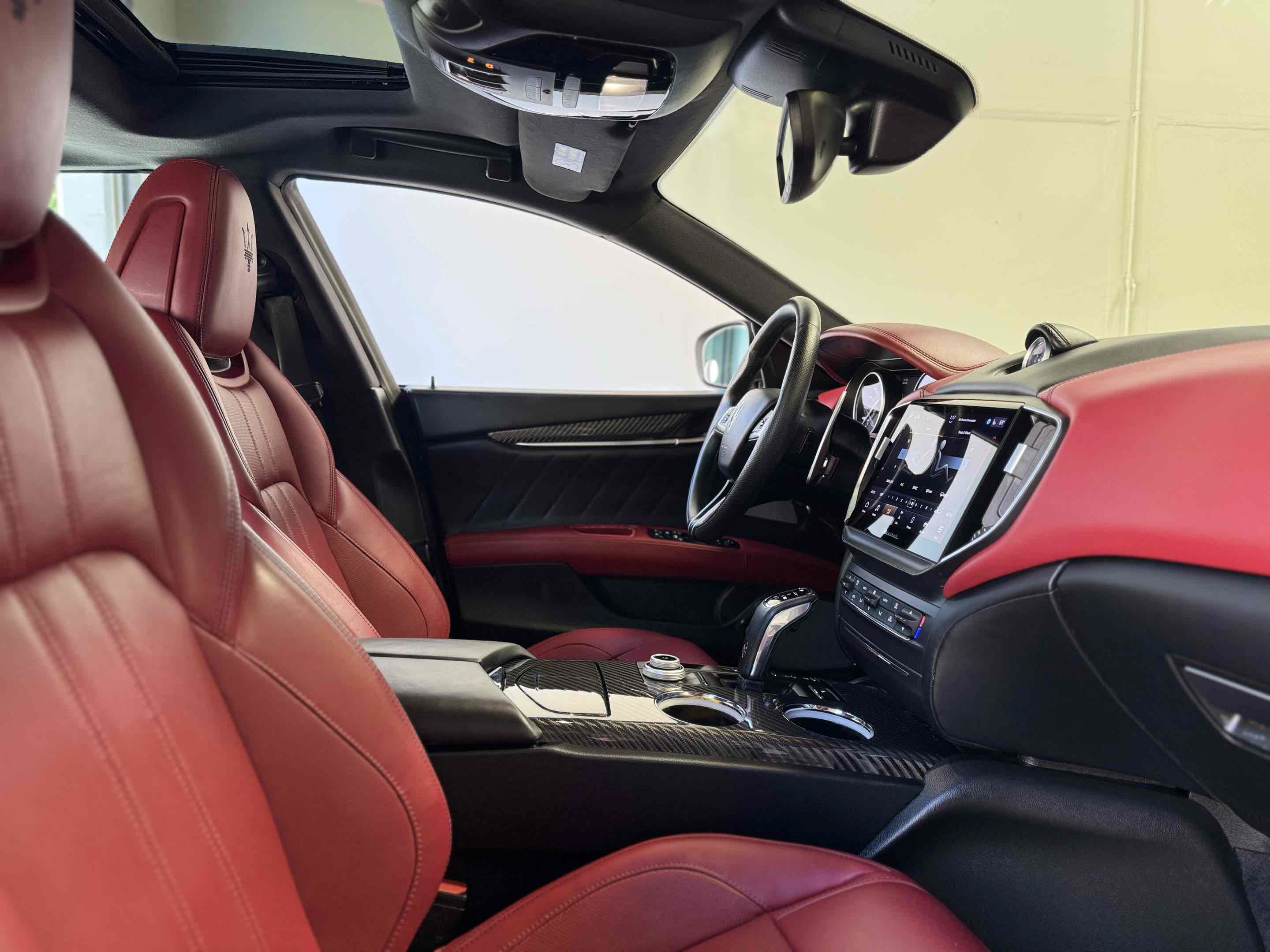 Used 2021 Maserati Ghibli S GranSport RWD image 29