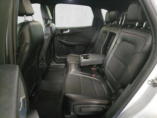Used 2025 Ford Escape ST-Line image 14