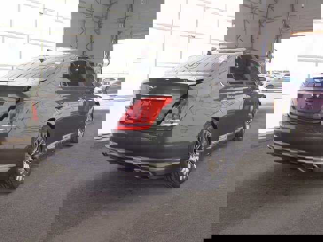 Used 2018 Genesis G90 3.3T Premium image 4