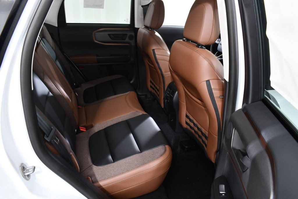New 2025 Ford Bronco Sport Outer Banks w/ Outer Banks Tech Package+ AWD/4WD image 19