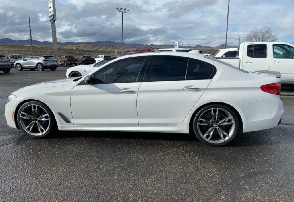 Used 2018 BMW M550i xDrive image 5