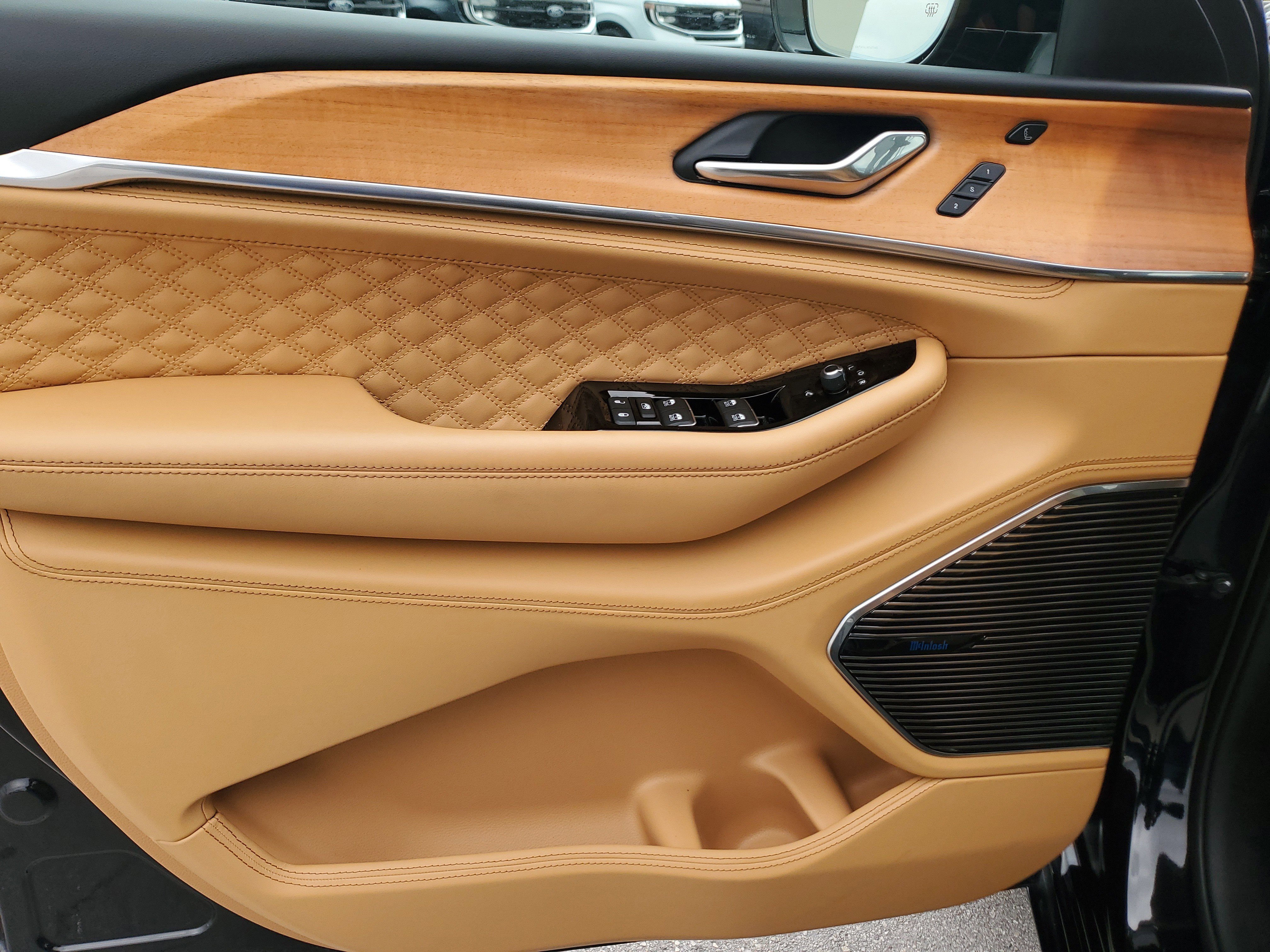 Used 2024 Jeep Grand Cherokee L Summit image 23