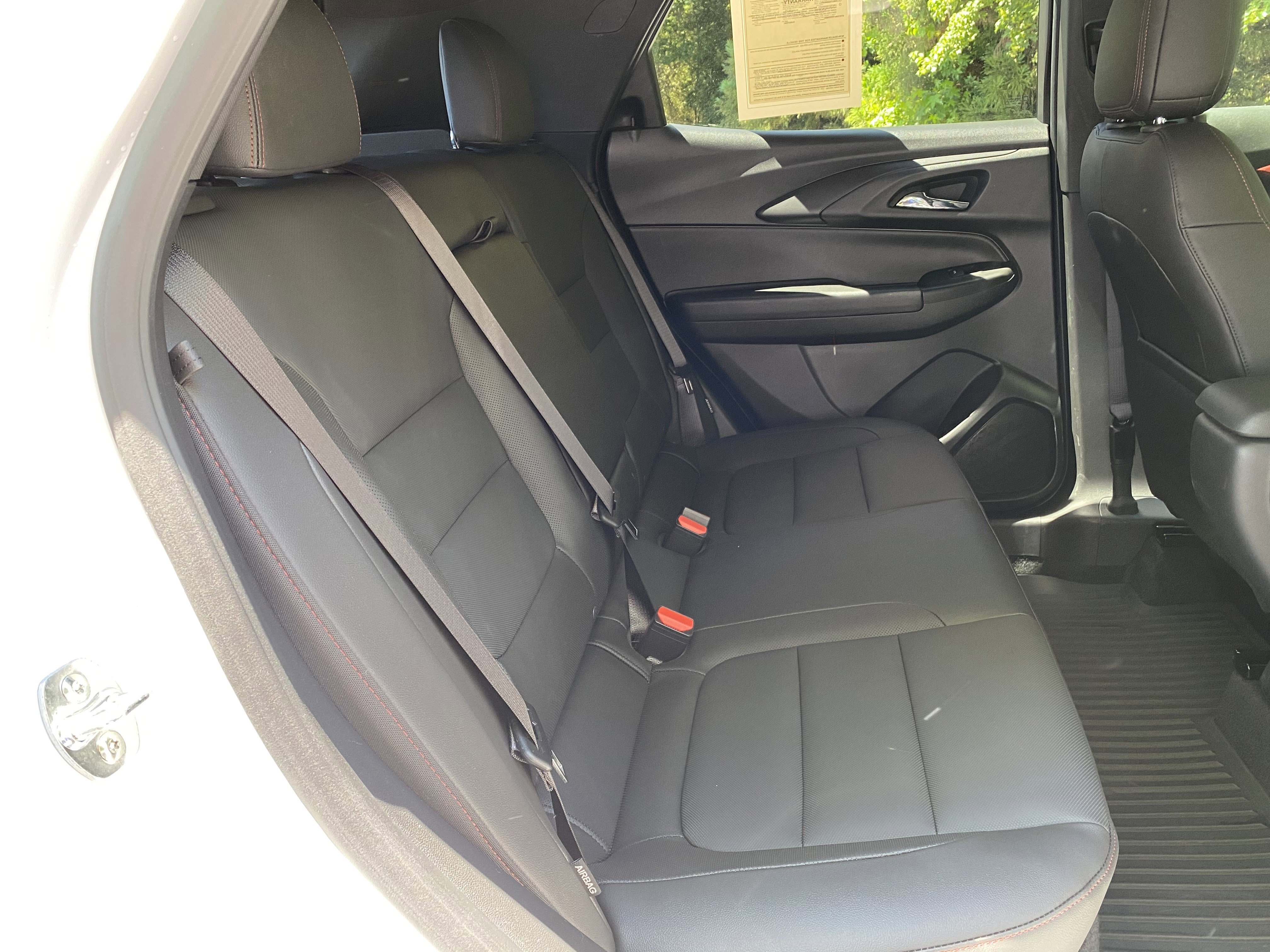 Used 2025 Chevrolet TrailBlazer RS w/ Convenience Package FWD image 38