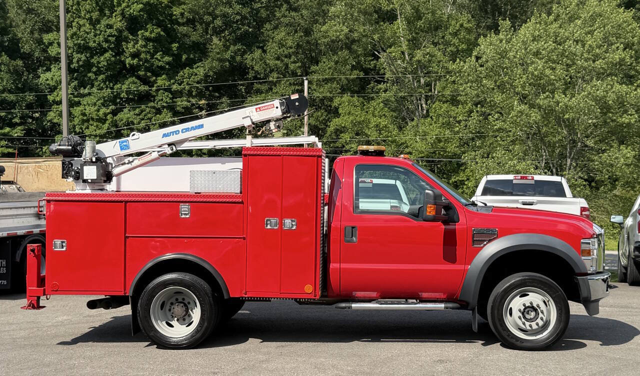 Used 2009 Ford F550 4x4 Regular Cab Super Duty image 4