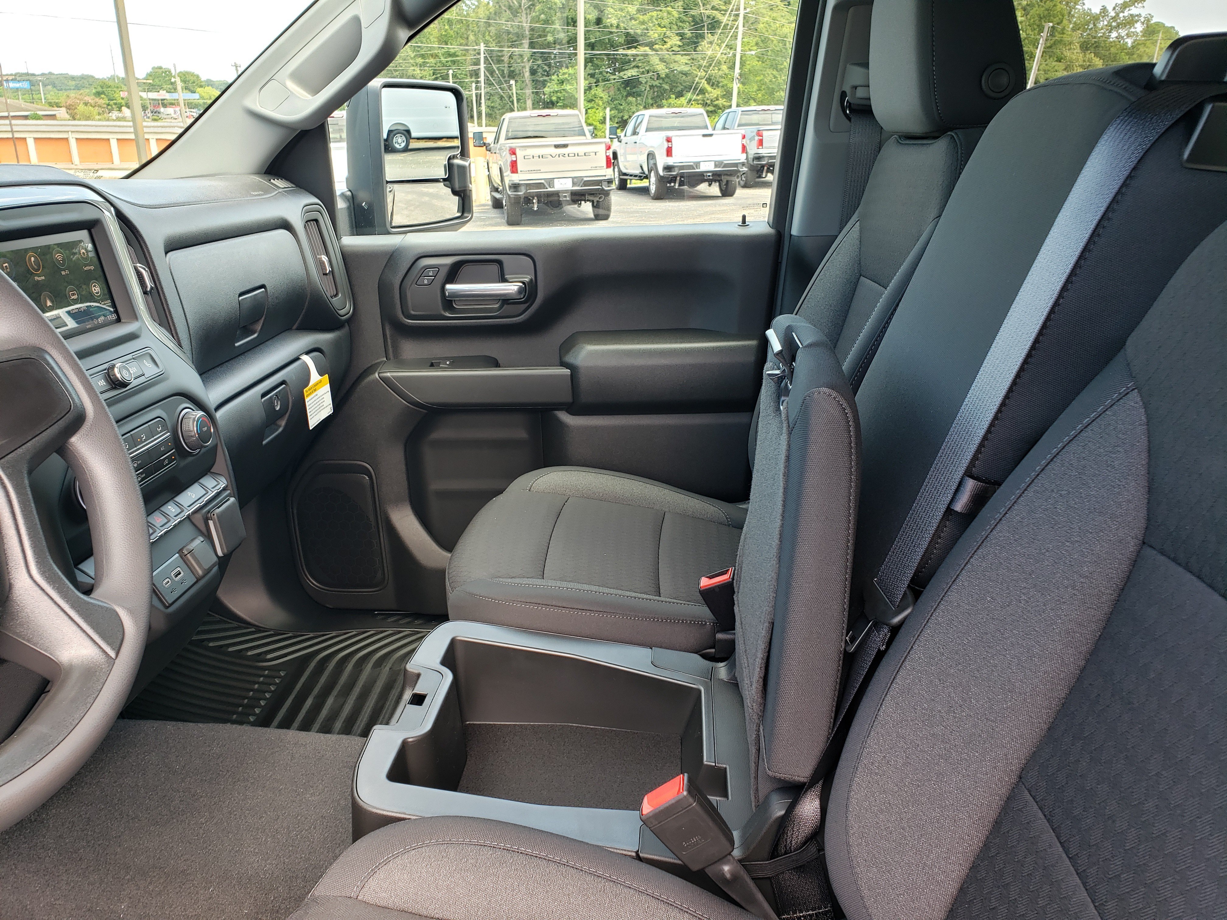 New 2026 Chevrolet Silverado 2500 Custom w/ Custom Value Package AWD/4WD image 27