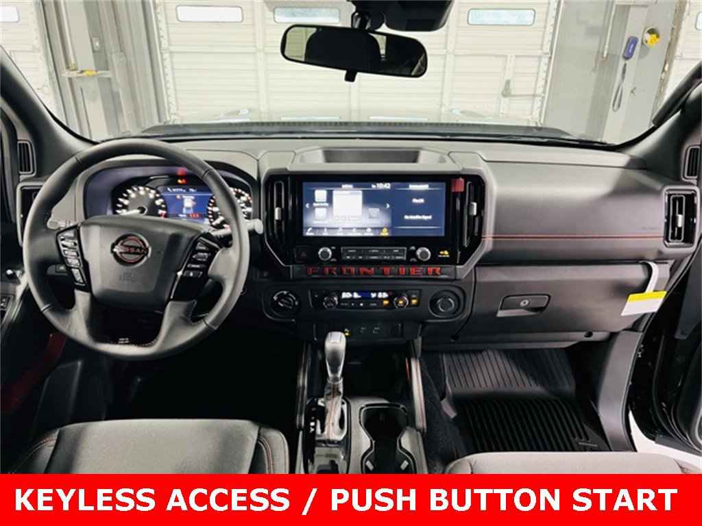 New 2025 Nissan Frontier PRO-4X w/ Interior Protection Package image 4