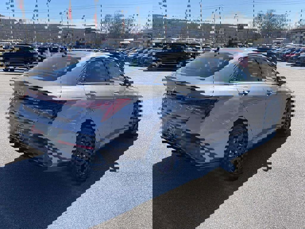 New 2026 Hyundai Elantra SEL Sport Premium image 22