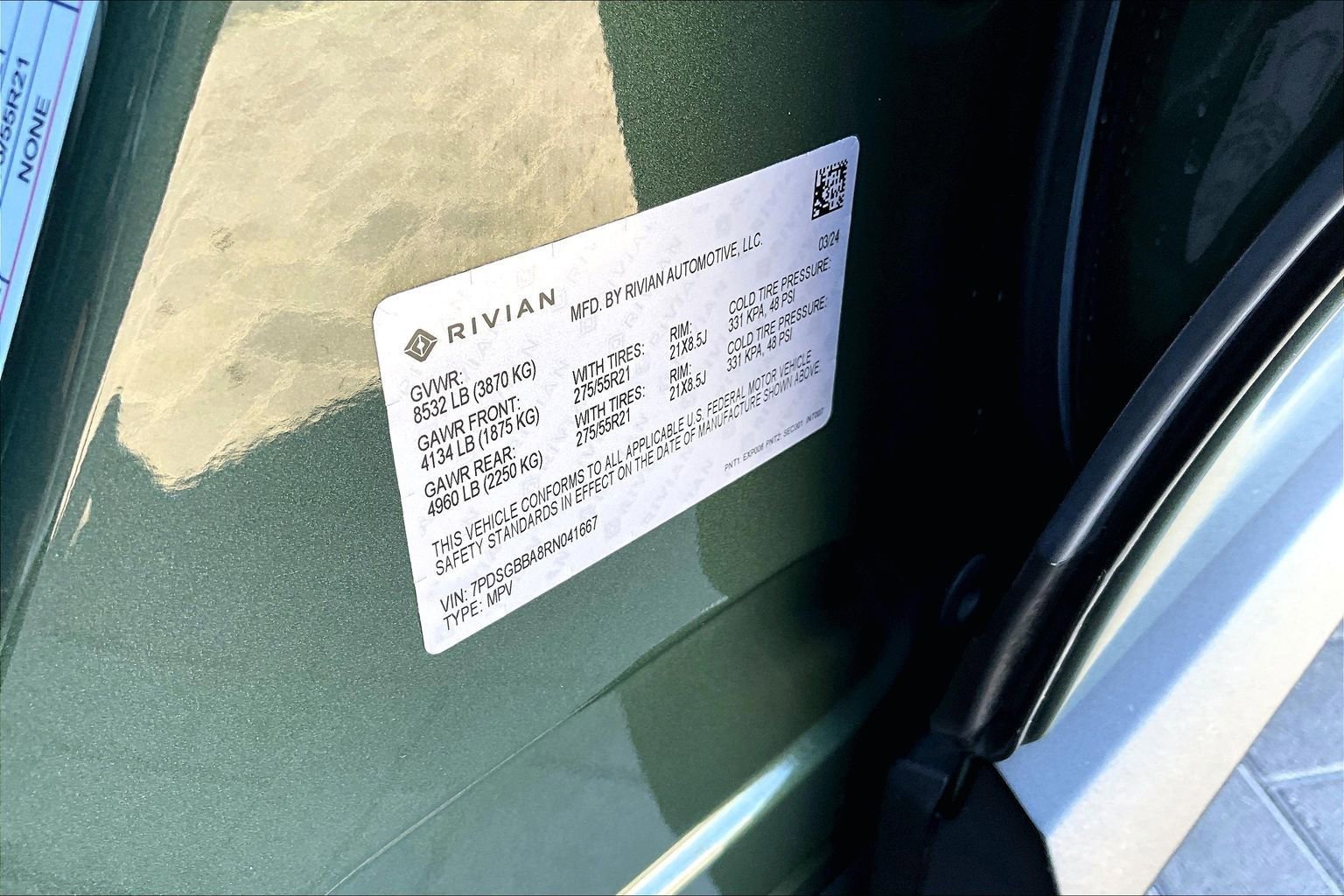 Used 2024 Rivian R1S Adventure AWD/4WD image 35