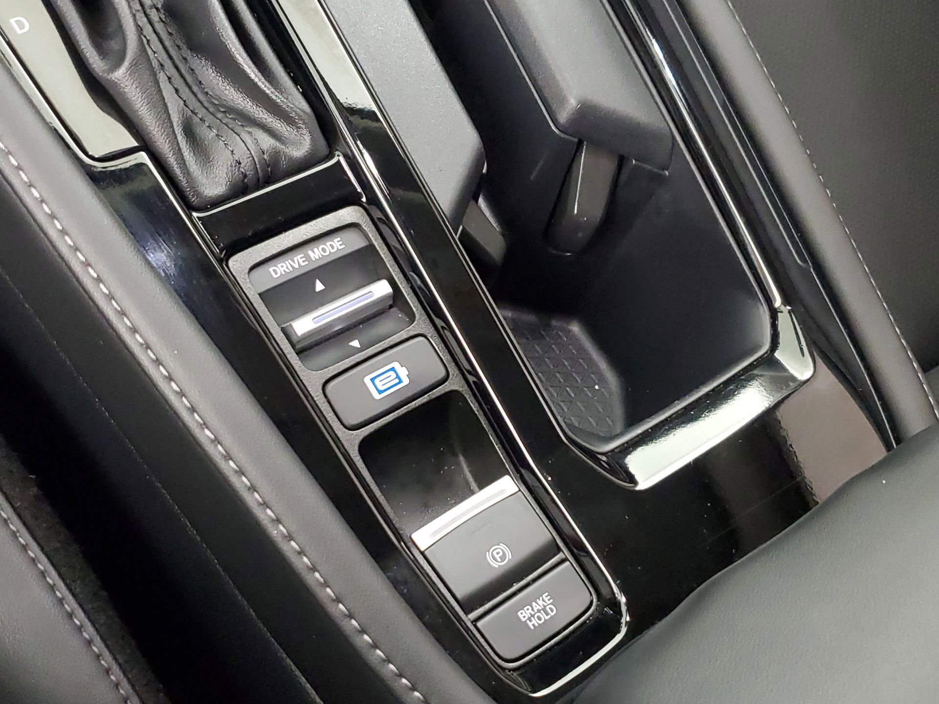 Used 2024 Honda Accord Touring image 42