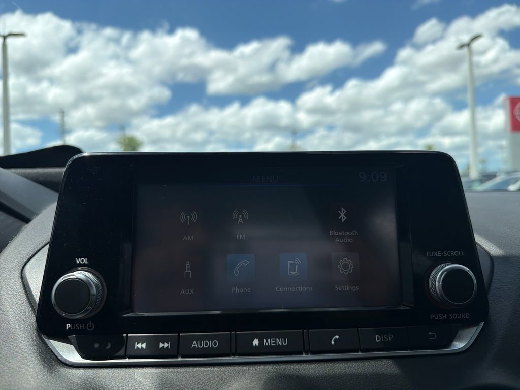 Used 2024 Nissan Sentra S image 30