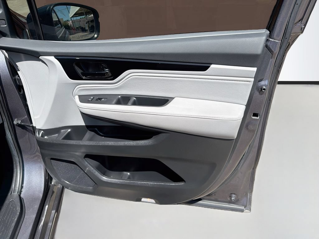 Certified 2024 Honda Odyssey Touring image 34