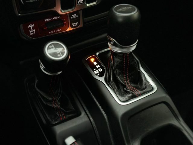 Used 2022 Jeep Gladiator Rubicon AWD/4WD image 14