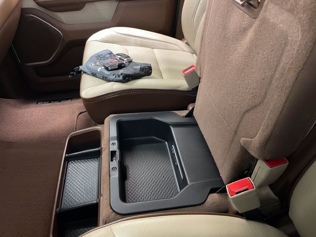 Used 2019 RAM 1500 Laramie RWD image 37