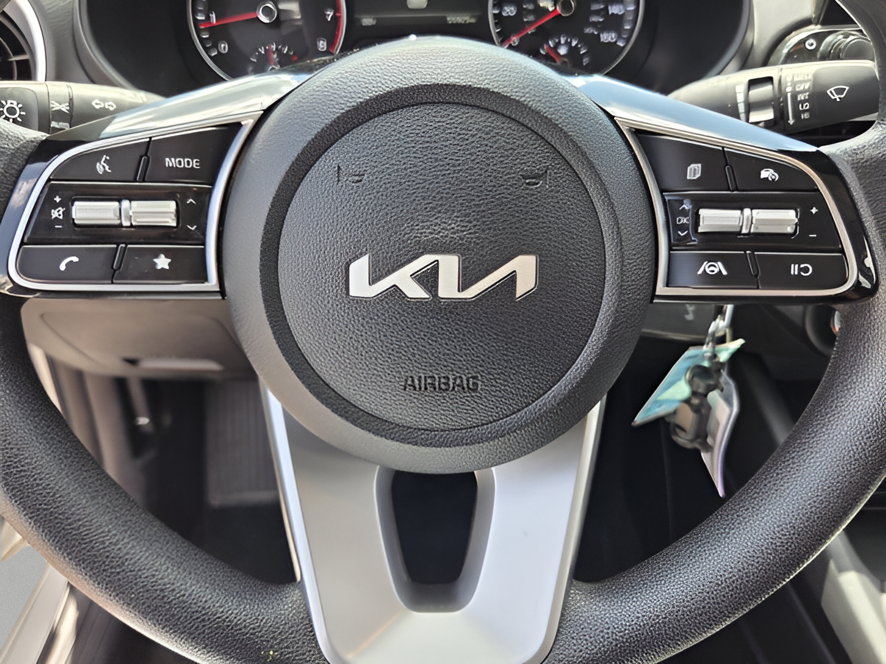Used 2024 Kia Forte LXS FWD image 22