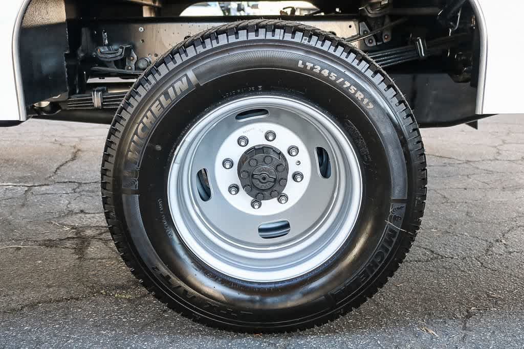 New 2026 Ford F350 XL w/ XL Chrome Package AWD/4WD image 15
