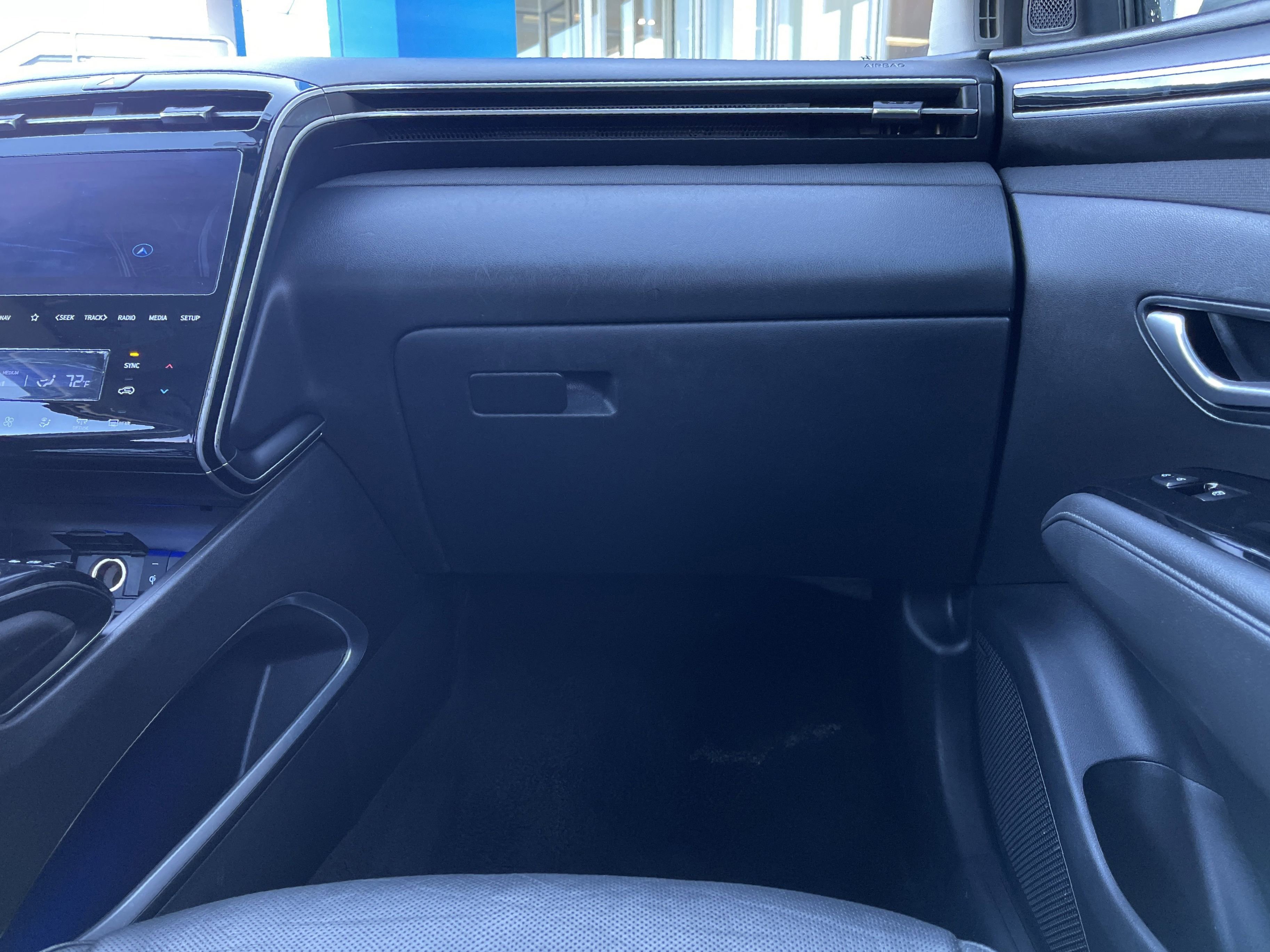 Used 2024 Hyundai Tucson Limited image 35