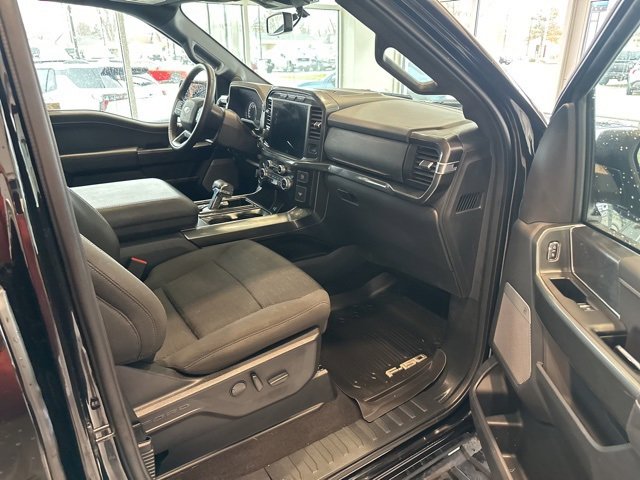 Used 2023 Ford F150 XLT w/ Equipment Group 302A High image 17