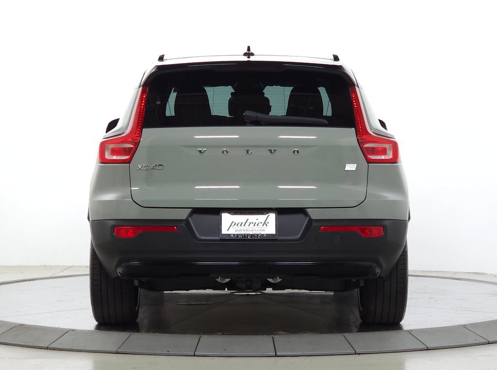 Used 2023 Volvo XC40 Recharge Plus w/ Protection Package Premier AWD/4WD image 8