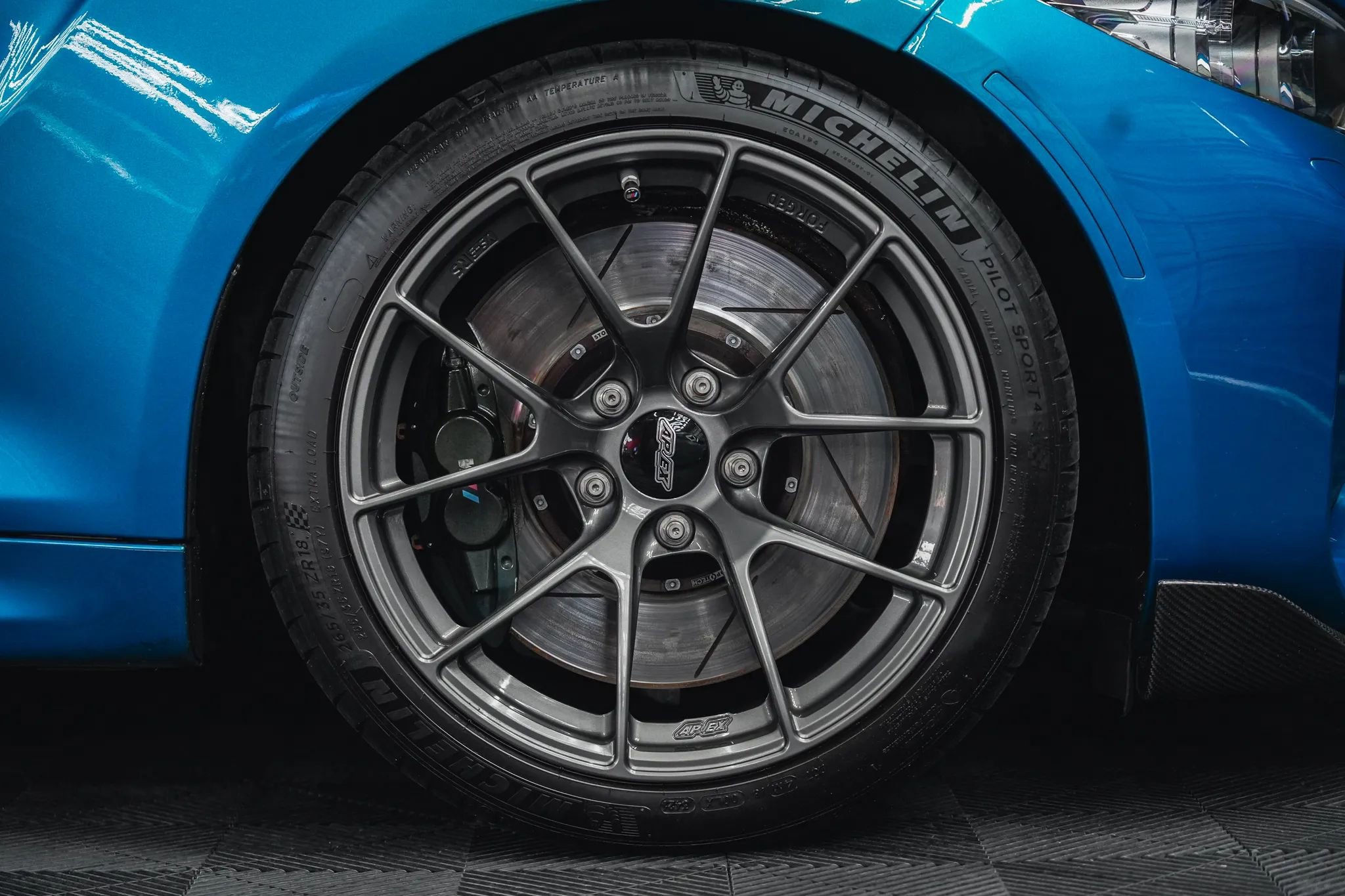 Used 2018 BMW M2 RWD image 20