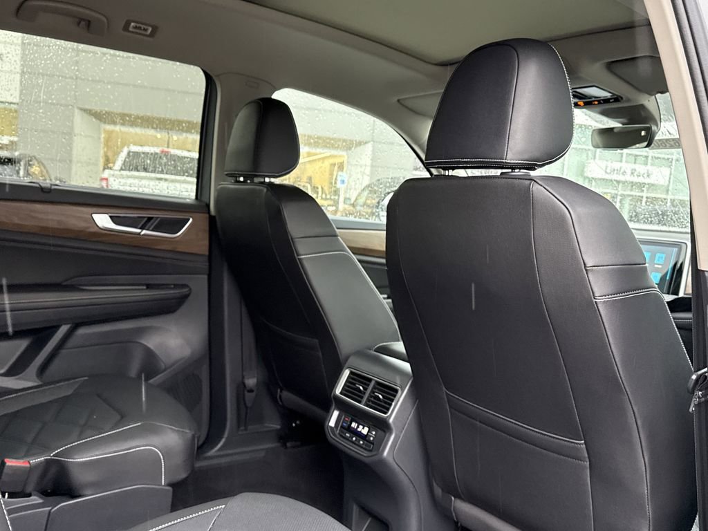 New 2026 Volkswagen Atlas SE FWD image 20
