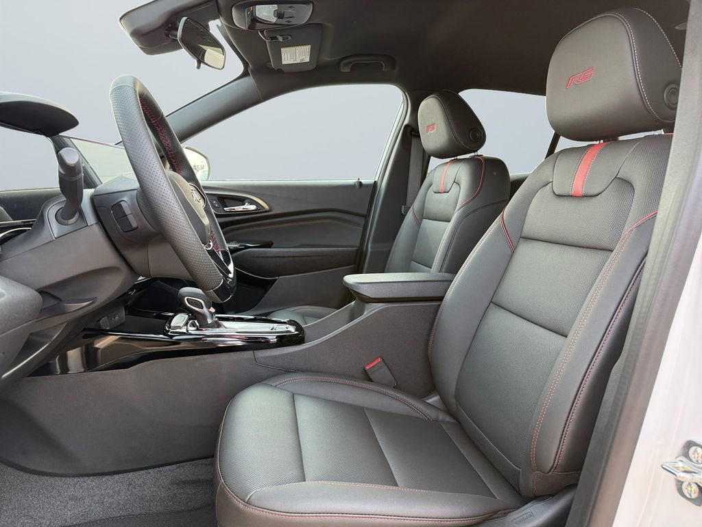 New 2026 Chevrolet Trax RS w/ Driver Confidence Package FWD image 9
