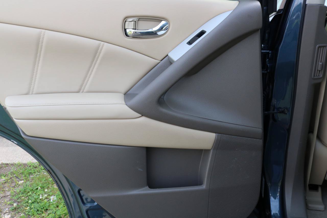 Used 2014 Nissan Murano AWD image 37
