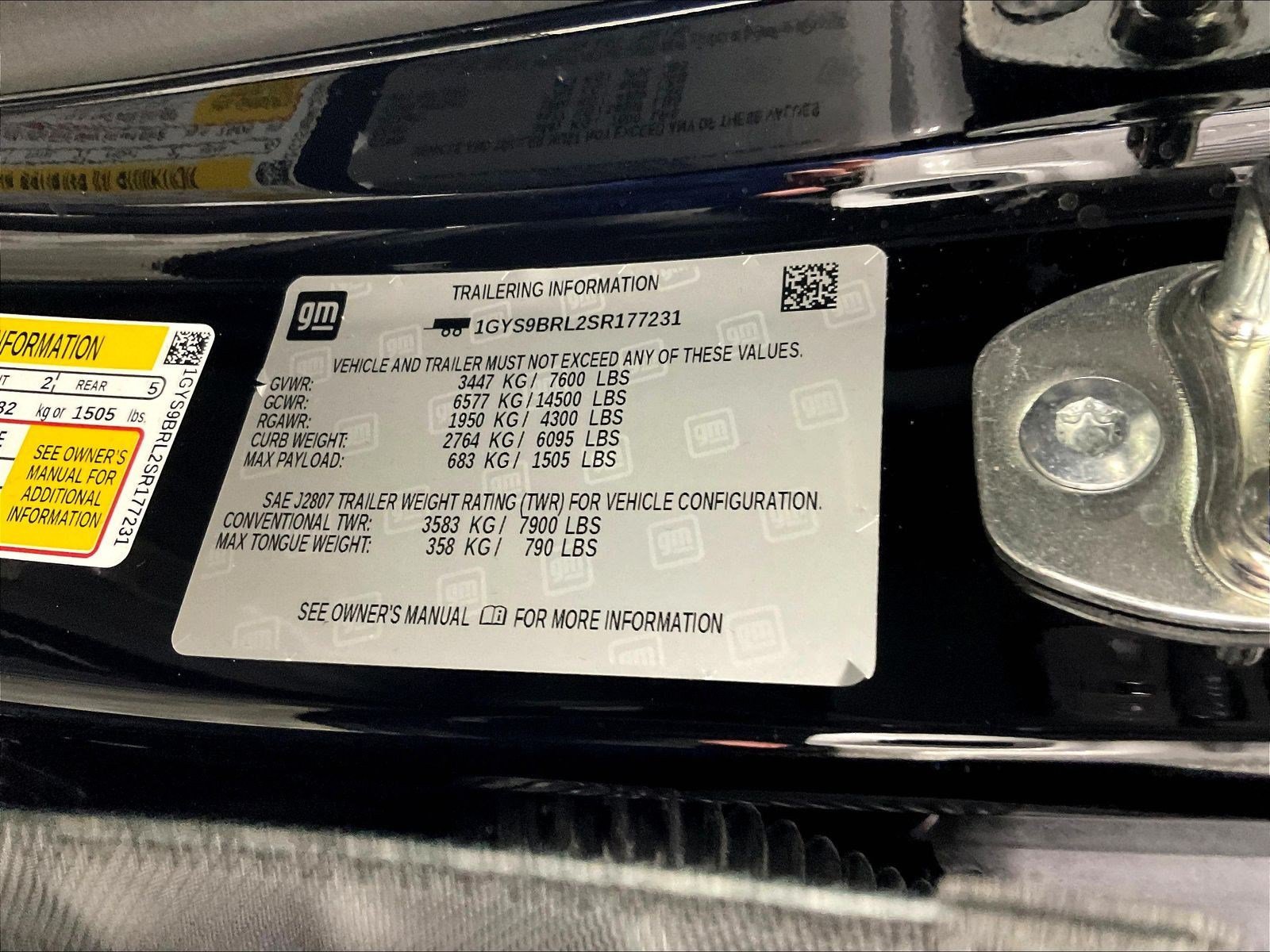 Used 2025 Cadillac Escalade Premium Luxury w/ LPO, Floor Liner Package AWD/4WD image 19
