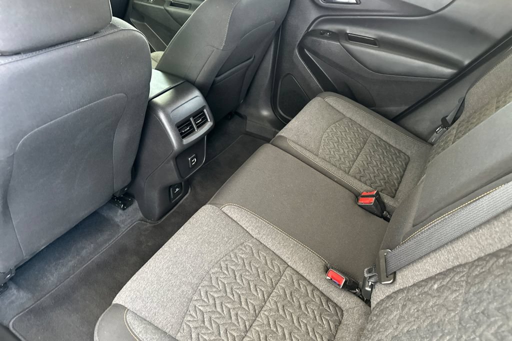 Used 2024 Chevrolet Equinox LT AWD/4WD image 12