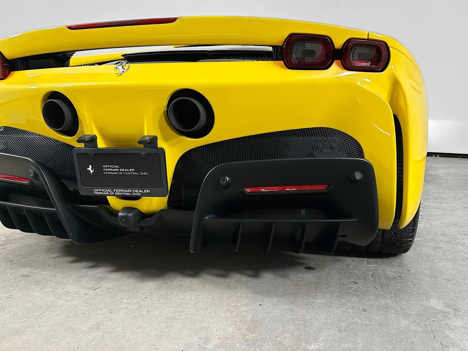 Used 2022 Ferrari SF90 Stradale AWD/4WD image 60
