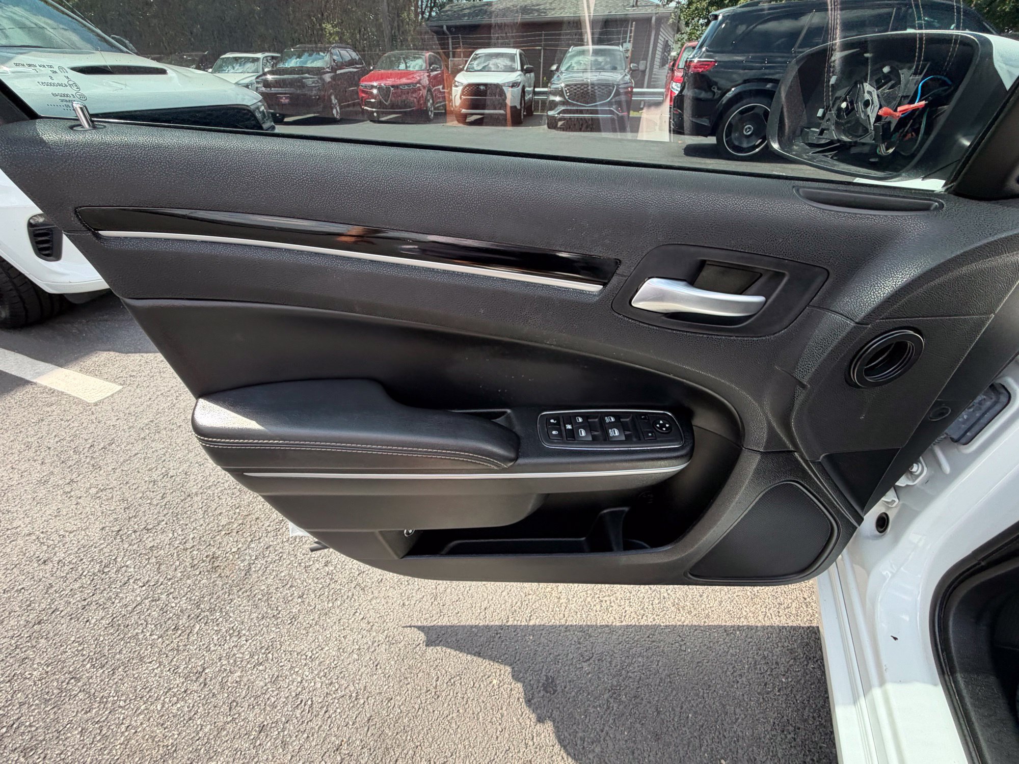 Used 2023 Chrysler 300 S RWD image 15