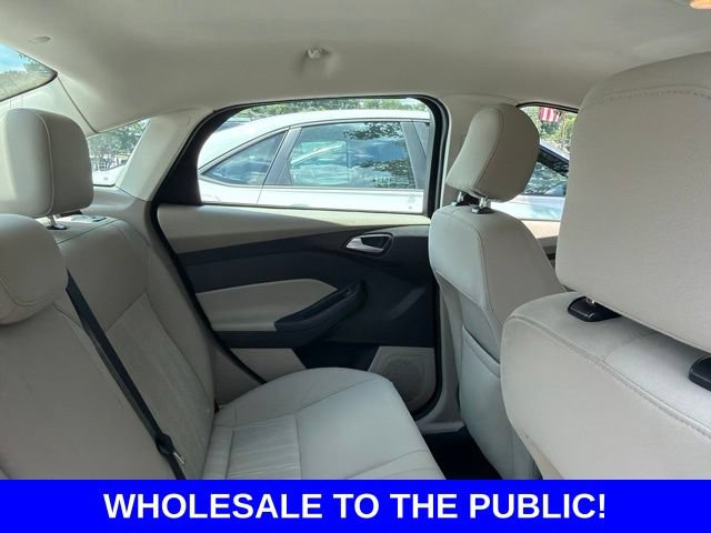 Used 2016 Ford Focus SE FWD image 8