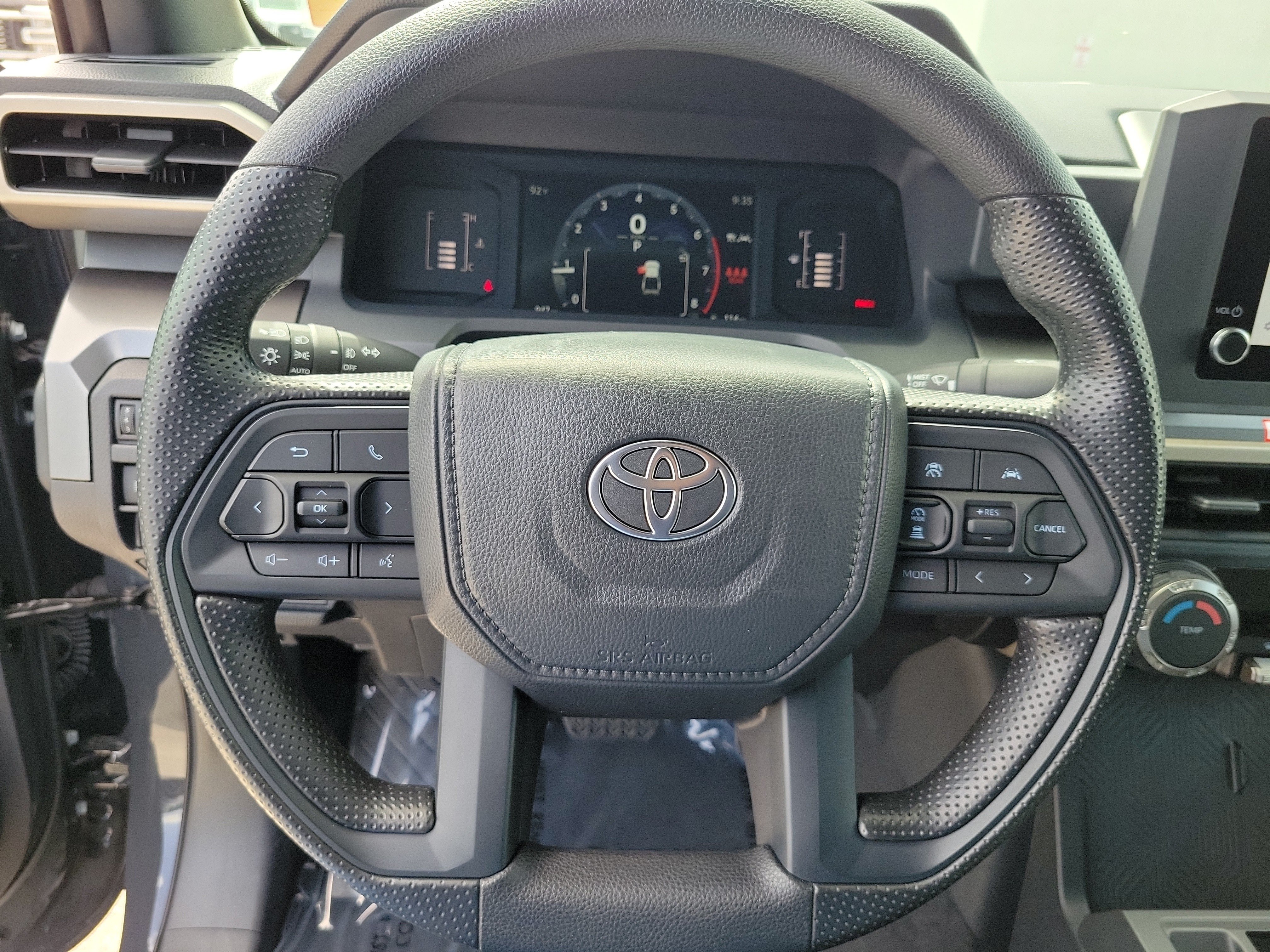 Used 2025 Toyota Tacoma SR5 RWD image 19