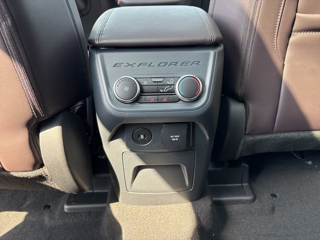New 2026 Ford Explorer Platinum image 28