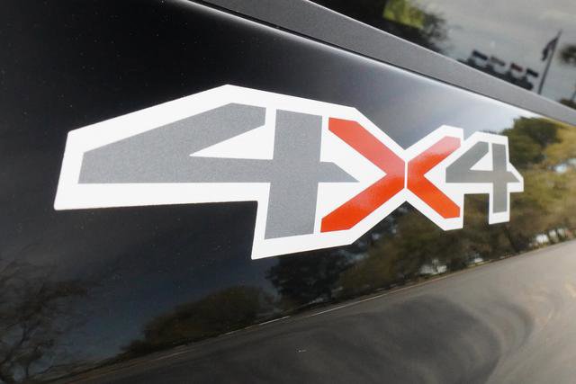 Used 2023 Chevrolet Silverado 1500 LT image 43