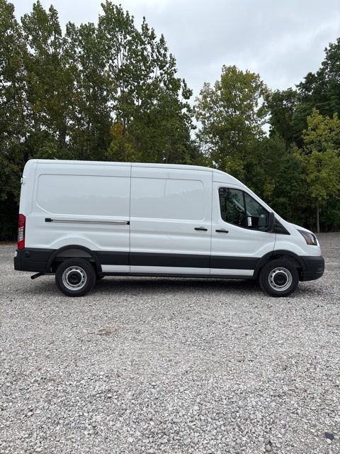 New 2025 Ford Transit 250 148 Medium Roof image 4
