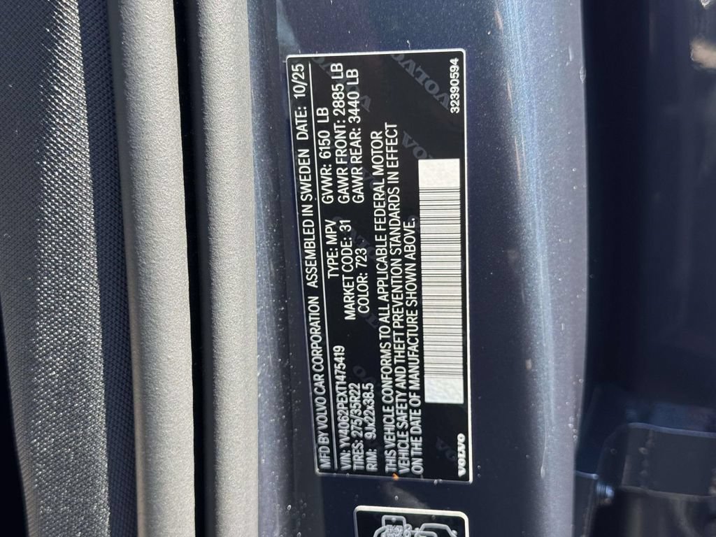 Used 2026 Volvo XC90 B6 Plus w/ Protection Package Premier AWD/4WD image 16