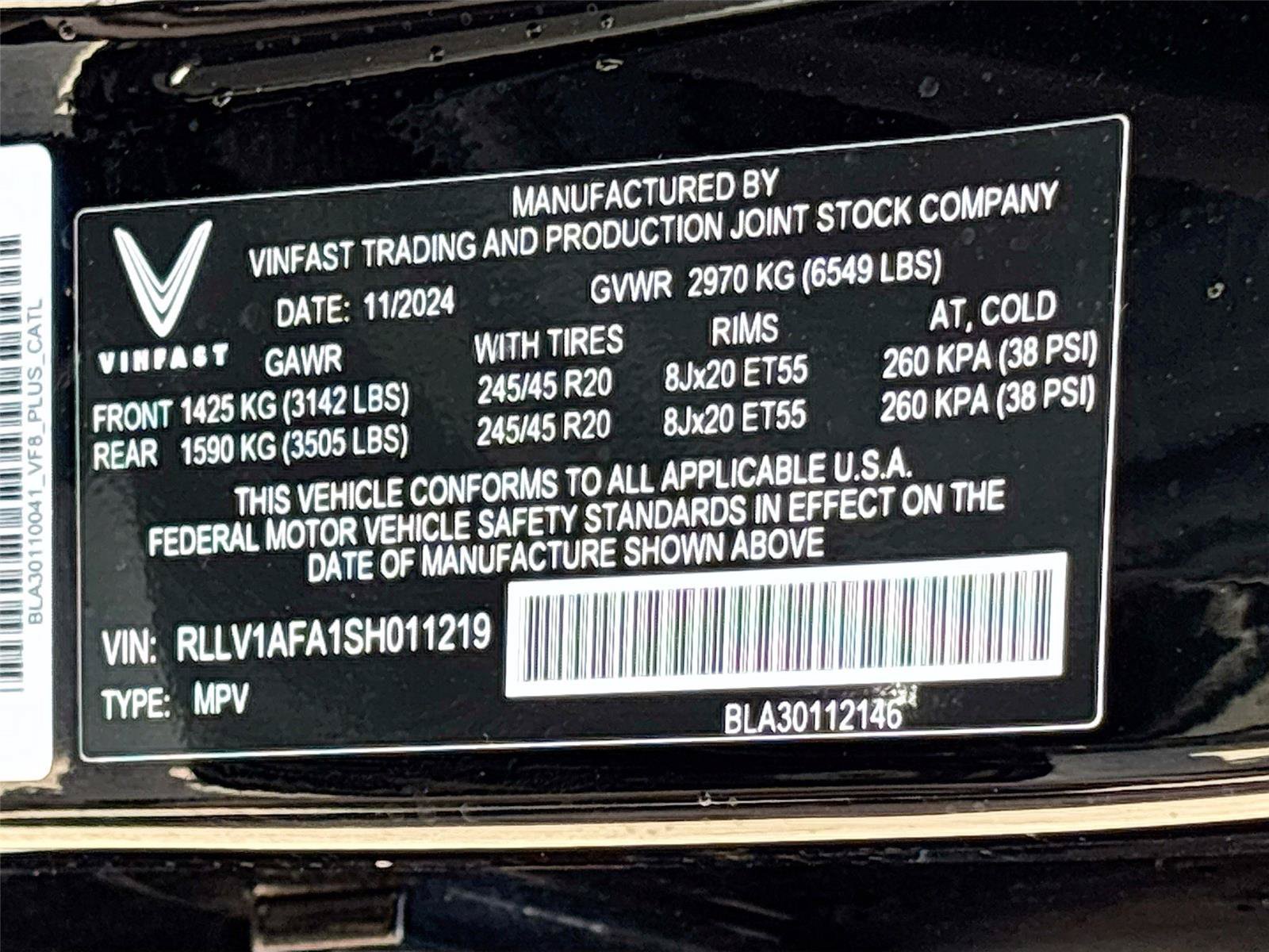New 2025 VinFast VF 8 Plus AWD/4WD image 32