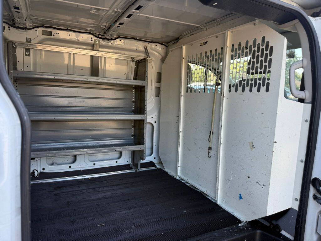 Used 2015 Ford Transit 250 250 3dr SWB Low Roof Cargo Van w/ Exterior Upgrade Package image 14