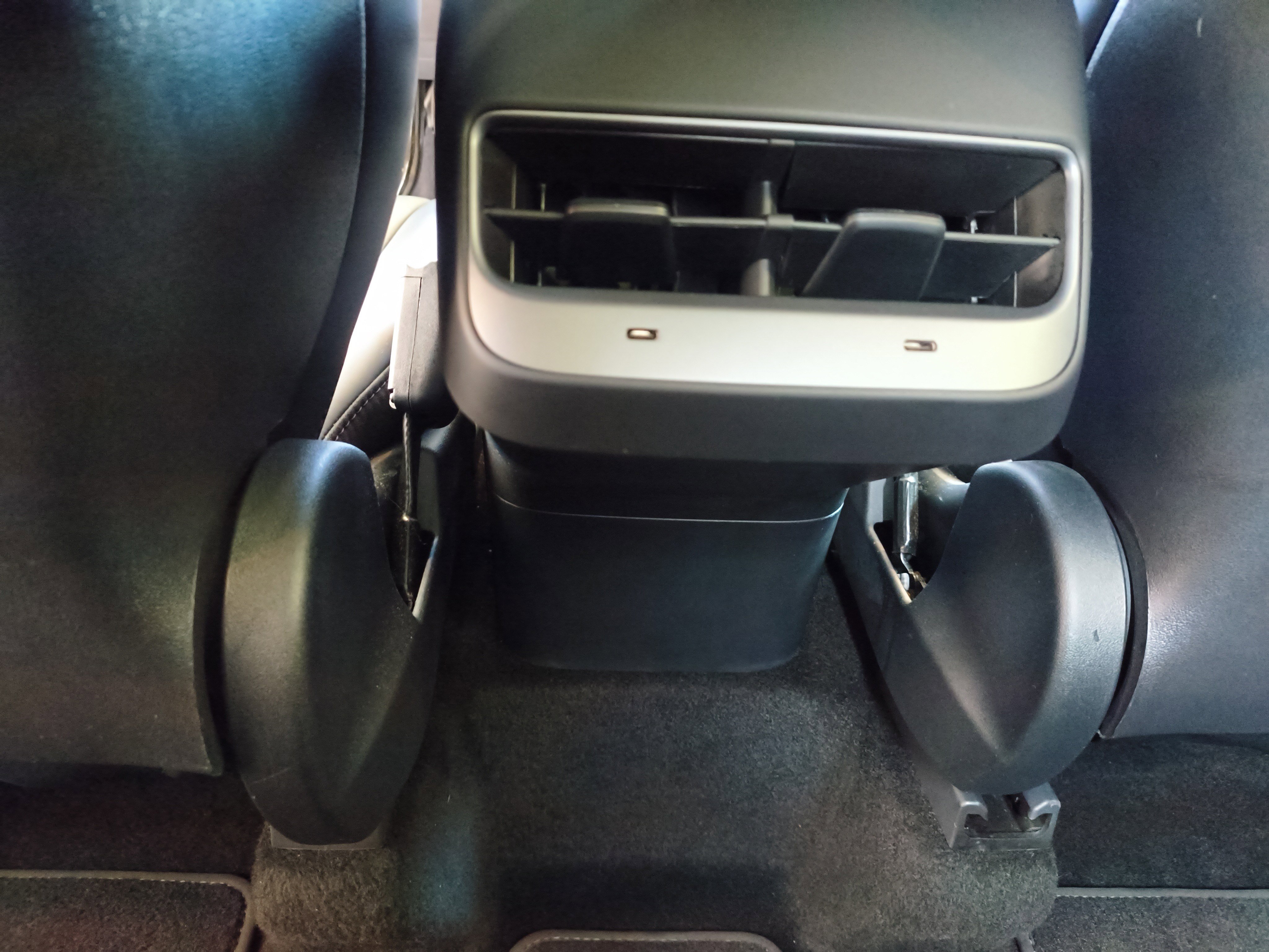 Used 2021 Tesla Model Y Long Range image 22