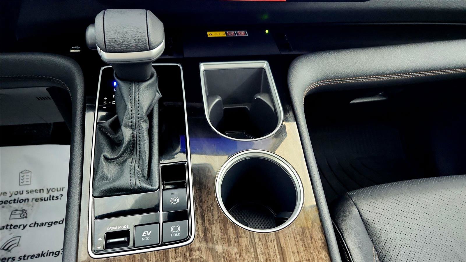 Used 2026 Toyota Sienna Platinum image 31