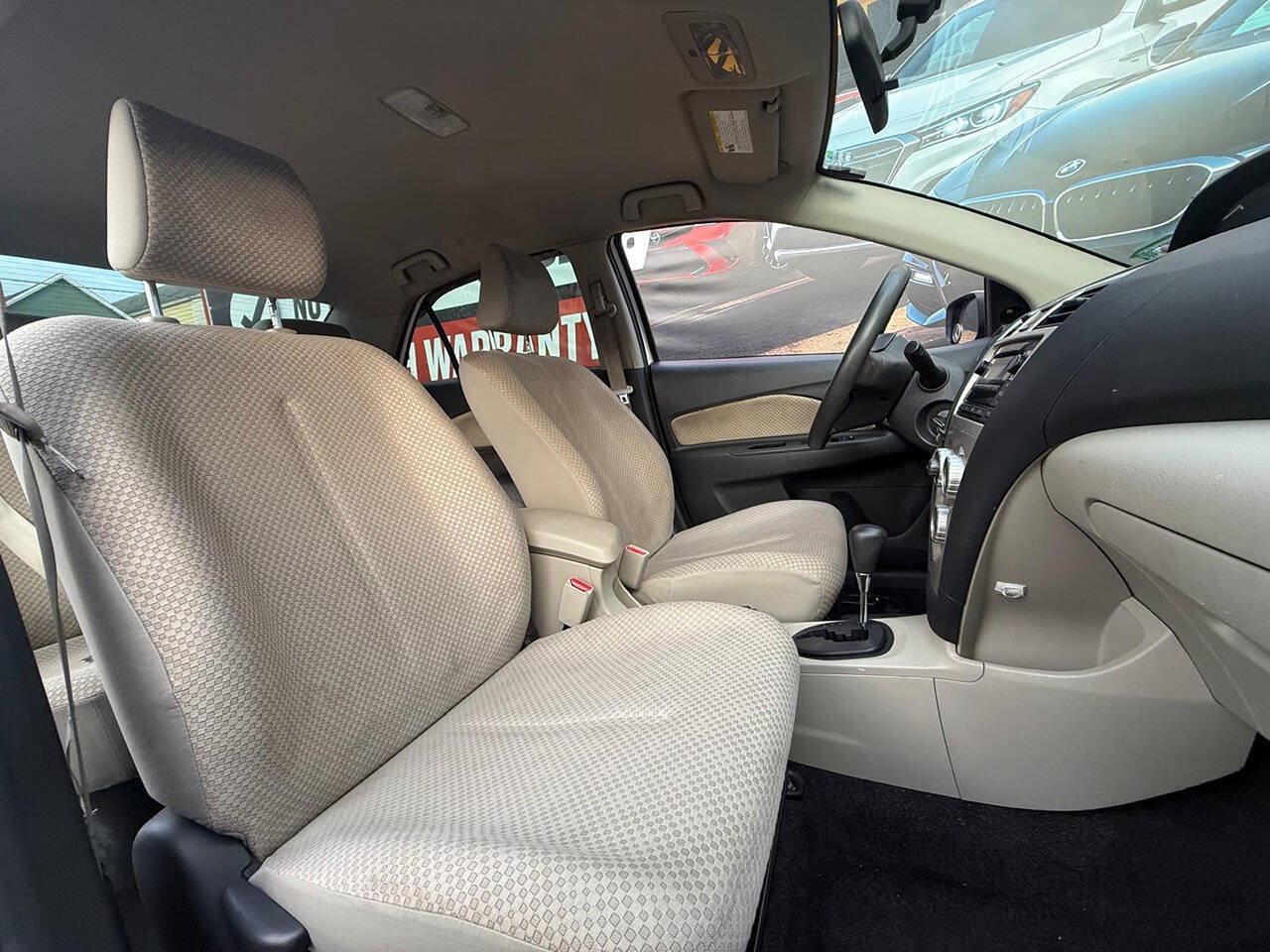 Used 2008 Toyota Yaris Sedan w/ Convenience Pkg FWD image 6
